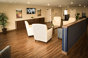 Paseo Village Dining Lounge Picture